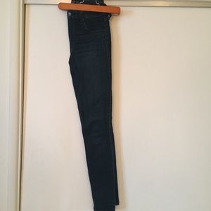 Abercrombie & Fitch Simone High Rise Jegging 2/26